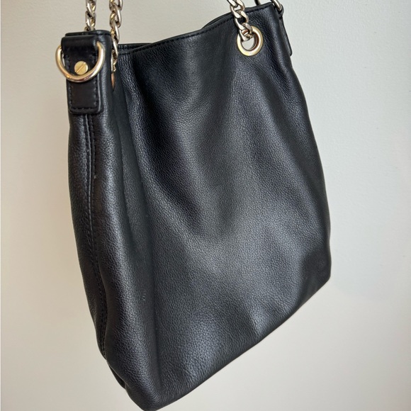 Vintage leather Michael Kors bag. - Picture 9 of 10